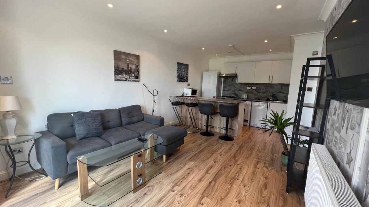 Comfy 2 Bedroom Apartments - Finchley Road, Londyn Zewnętrze zdjęcie