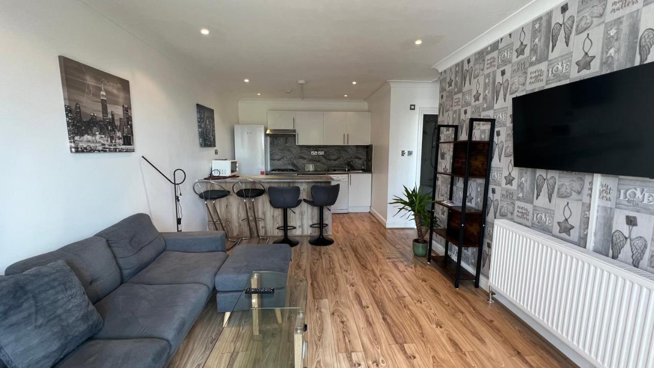 Comfy 2 Bedroom Apartments - Finchley Road, Londyn Zewnętrze zdjęcie