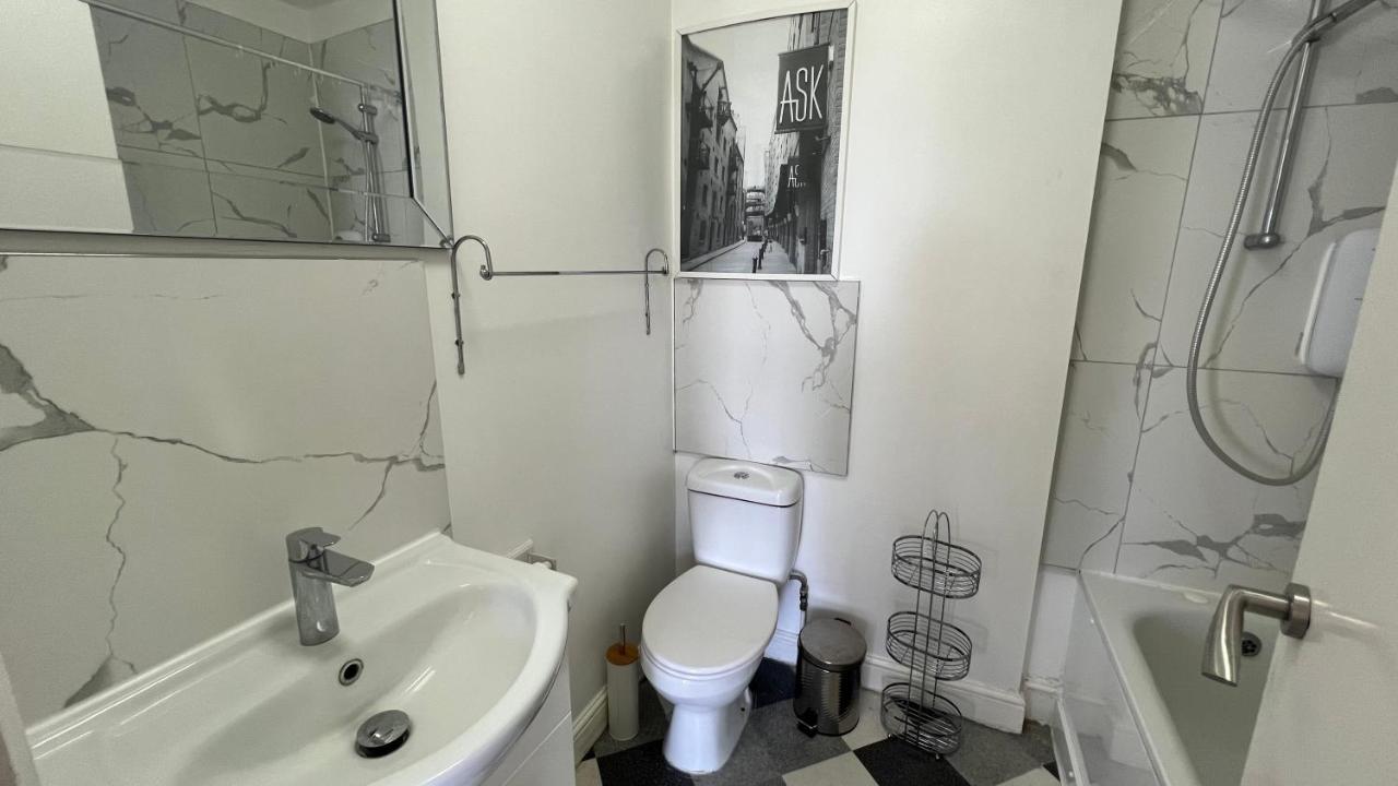 Comfy 2 Bedroom Apartments - Finchley Road, Londyn Zewnętrze zdjęcie