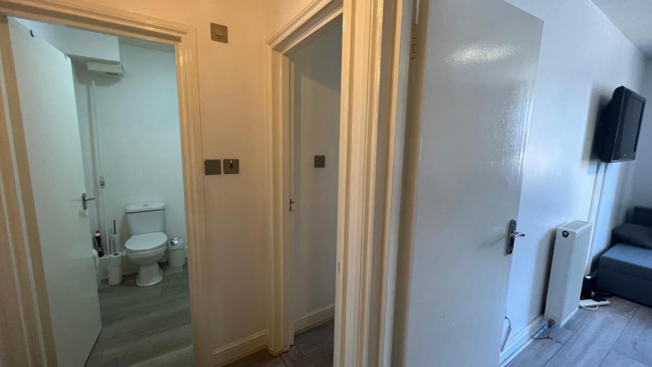 Comfy 2 Bedroom Apartments - Finchley Road, Londyn Zewnętrze zdjęcie