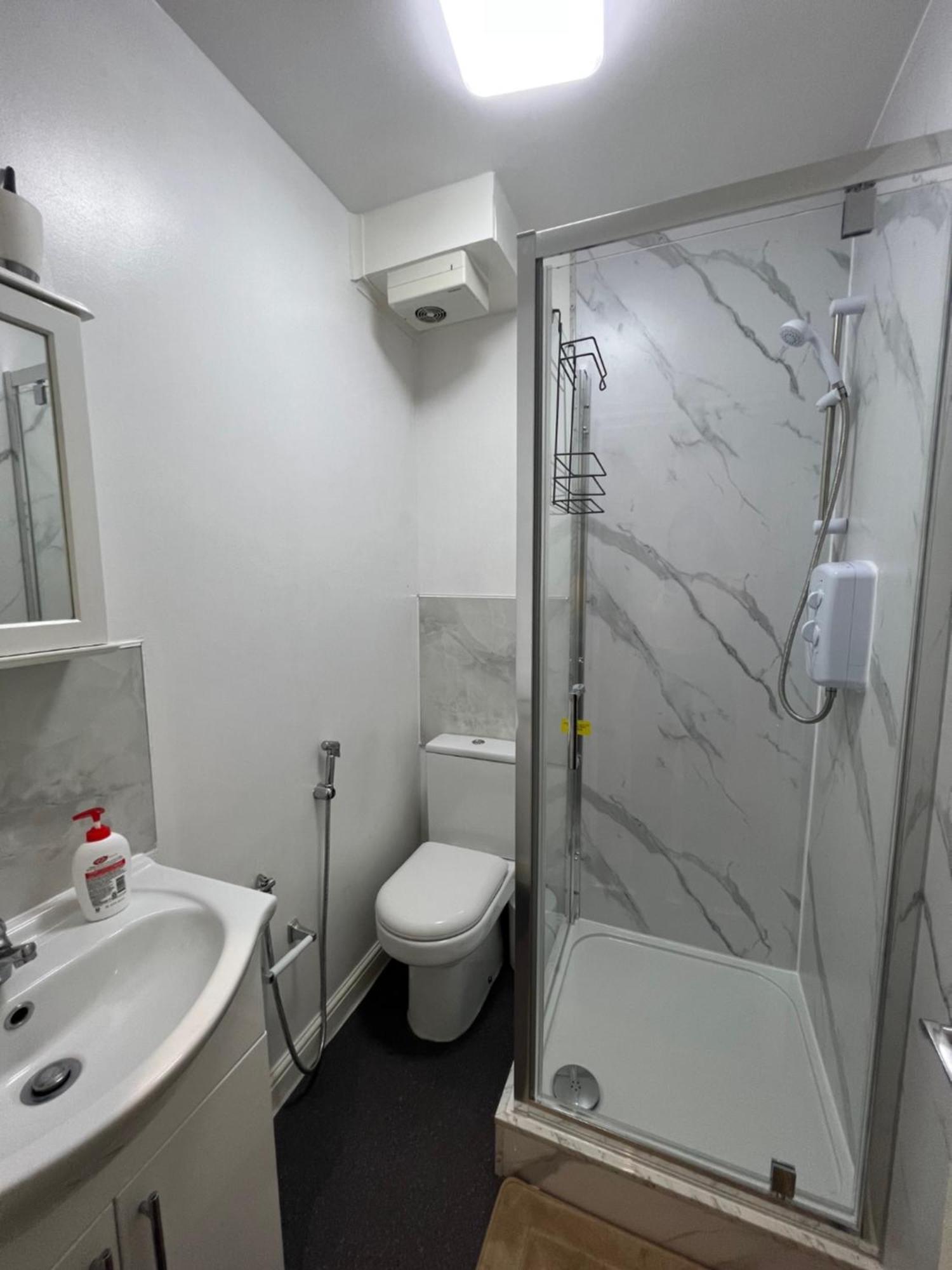 Comfy 2 Bedroom Apartments - Finchley Road, Londyn Zewnętrze zdjęcie